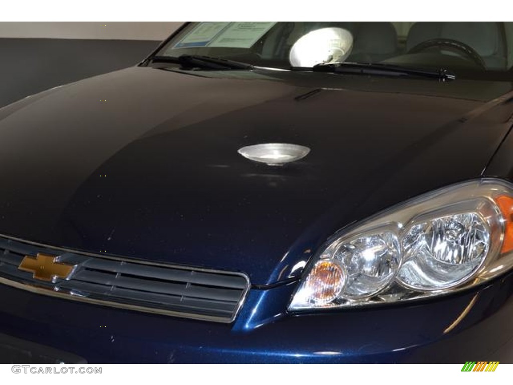 2011 Impala LT - Imperial Blue Metallic / Gray photo #18