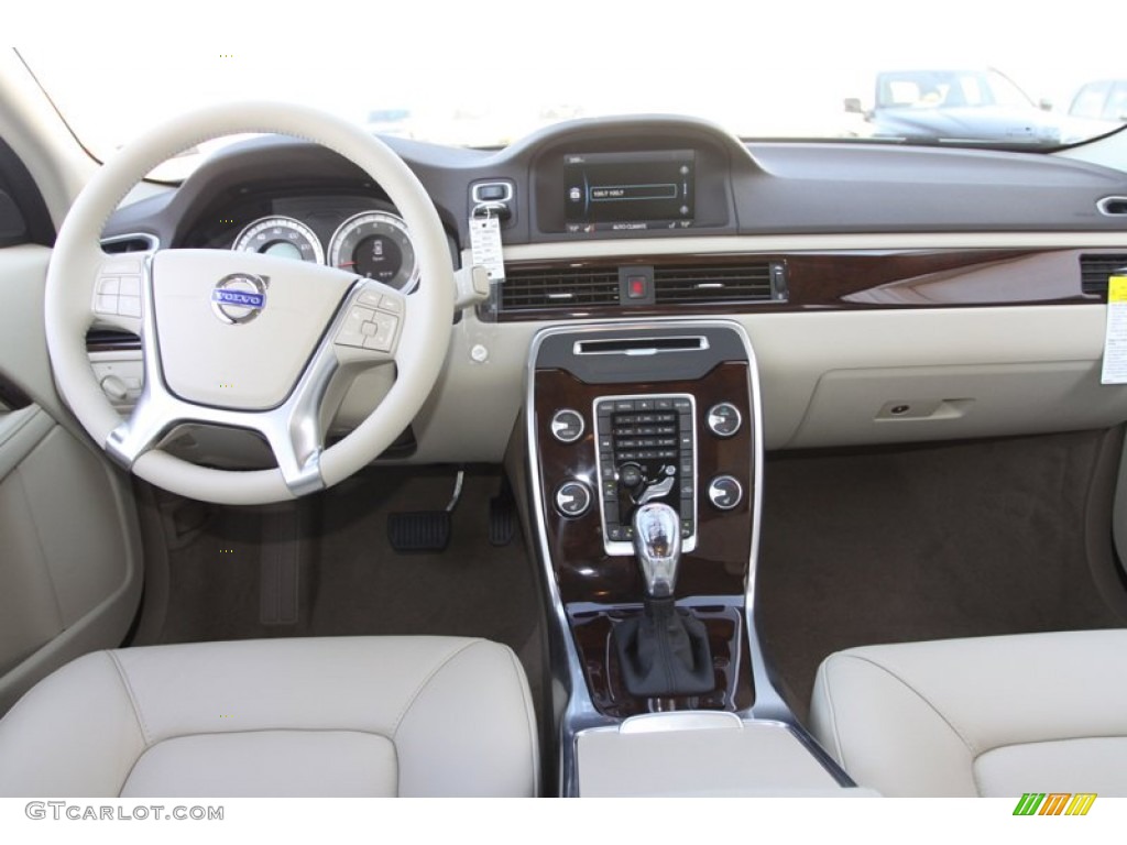 2013 Volvo S80 3.2 Dashboard Photos