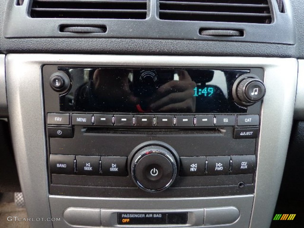 2009 Chevrolet Cobalt LT Sedan Audio System Photos