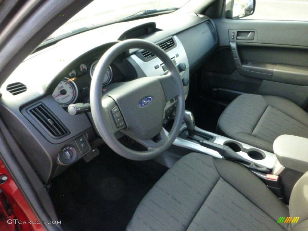 Charcoal Black Interior 2010 Ford Focus SE Sedan Photo #73778384