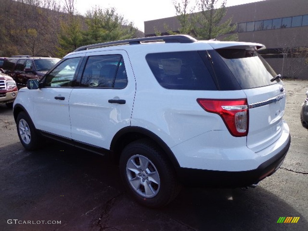 2013 Explorer 4WD - Oxford White / Medium Light Stone photo #4