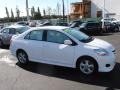 Polar White - Yaris Sedan Photo No. 4