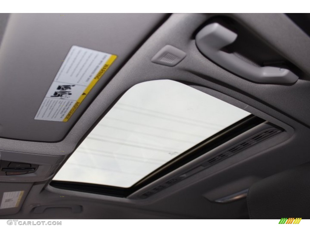 2012 BMW 3 Series 328i Sedan Sunroof Photo #73782484