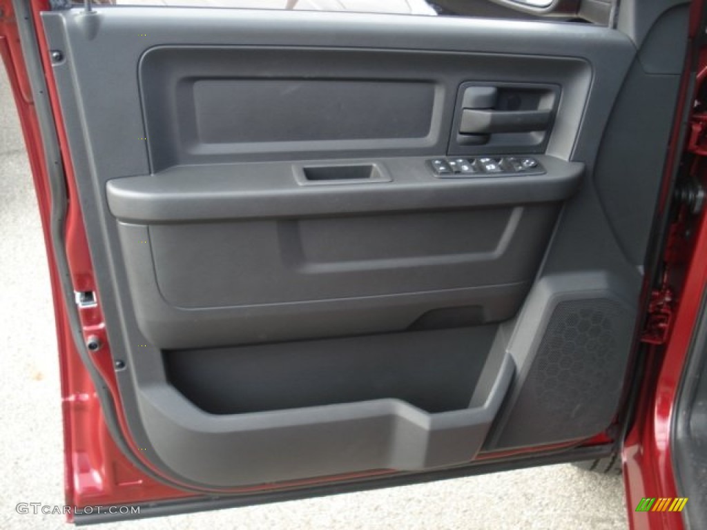 2012 Dodge Ram 1500 ST Quad Cab 4x4 Dark Slate Gray/Medium Graystone Door Panel Photo #73782698
