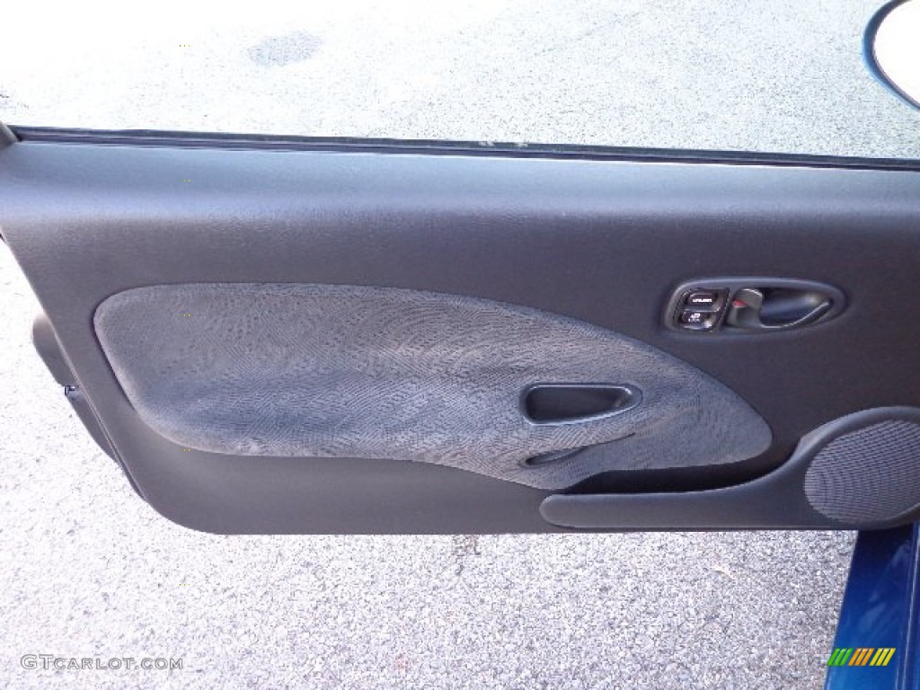 2002 Saturn S Series SC2 Coupe Door Panel Photos