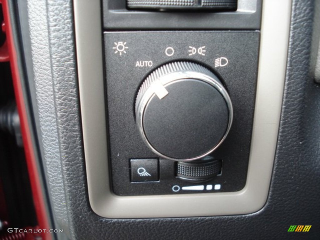 2012 Dodge Ram 1500 ST Quad Cab 4x4 Controls Photo #73782812