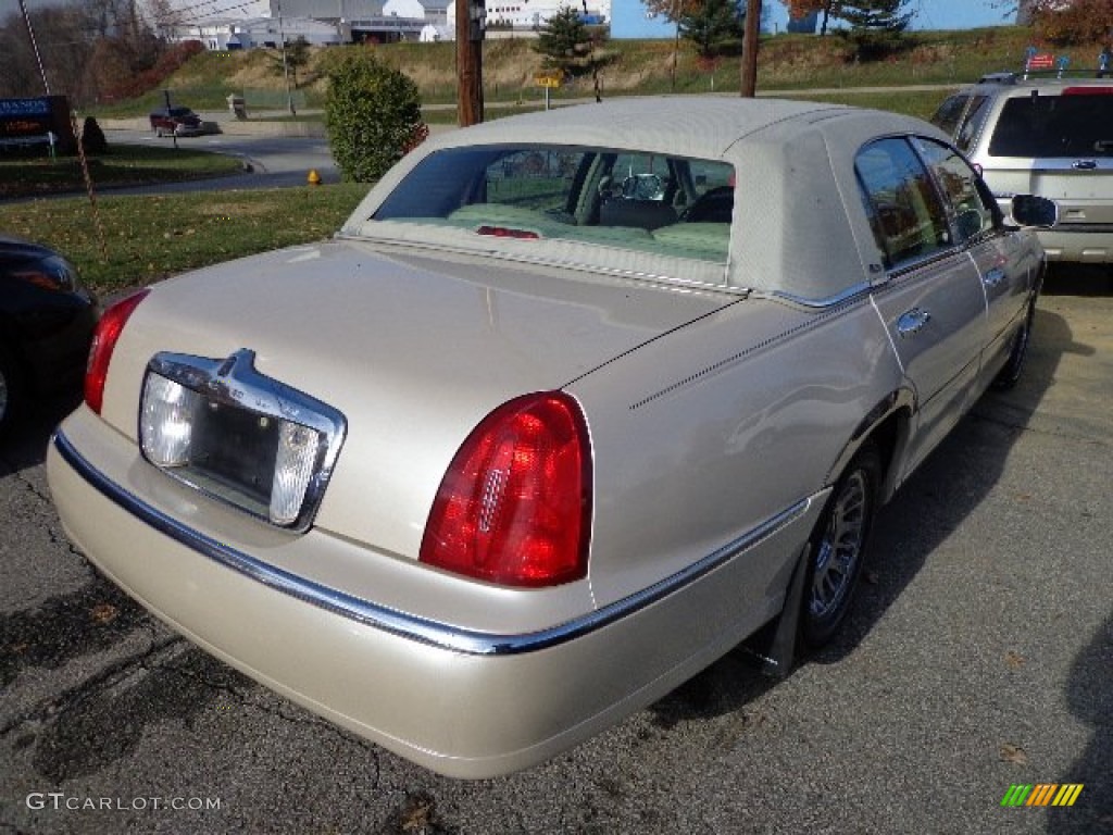 2000 Town Car Cartier - White Pearlescent Tri-Coat / Light Parchment photo #4