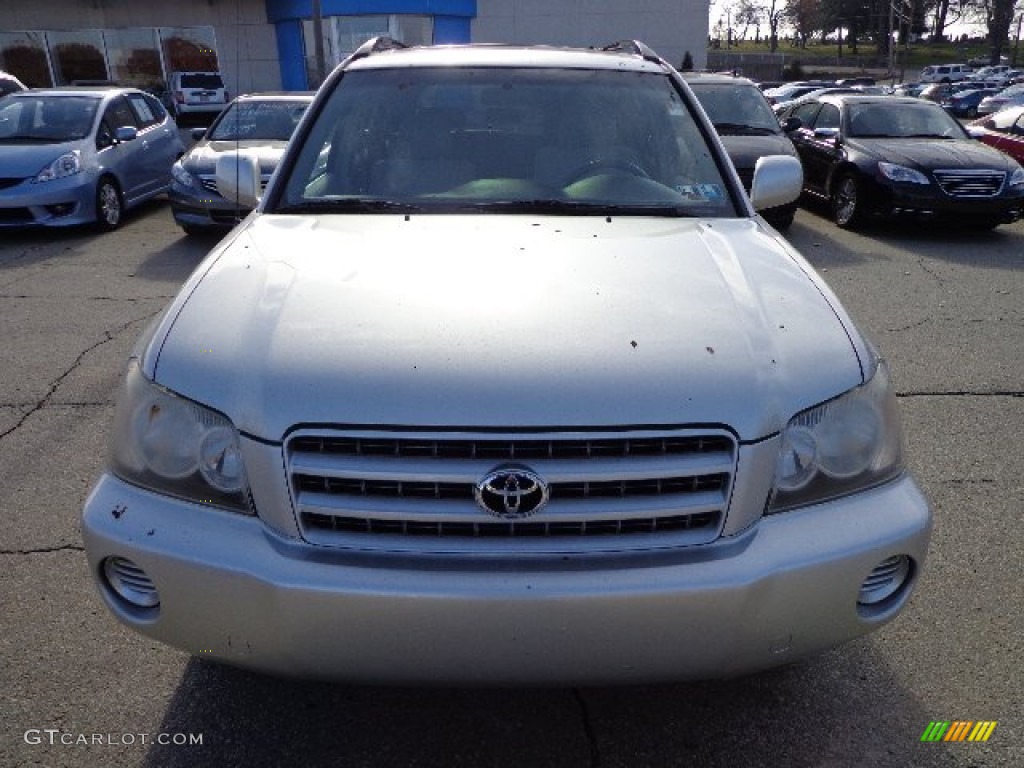 2003 Highlander V6 4WD - Millenium Silver Metallic / Charcoal photo #7