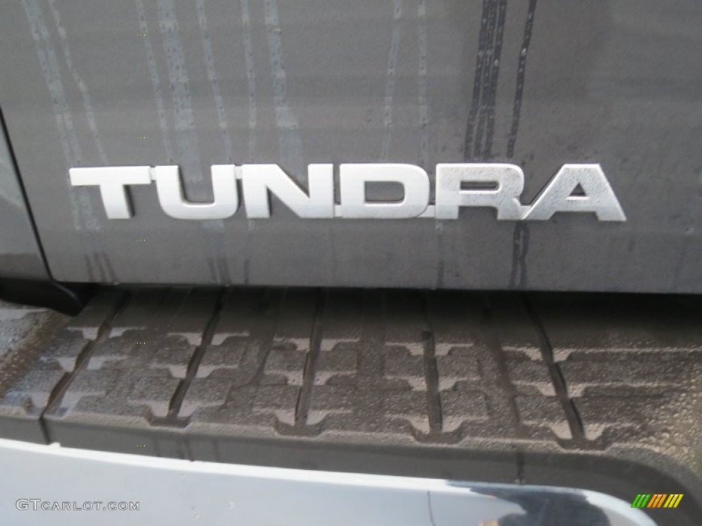 2012 Tundra Double Cab - Magnetic Gray Metallic / Graphite photo #16