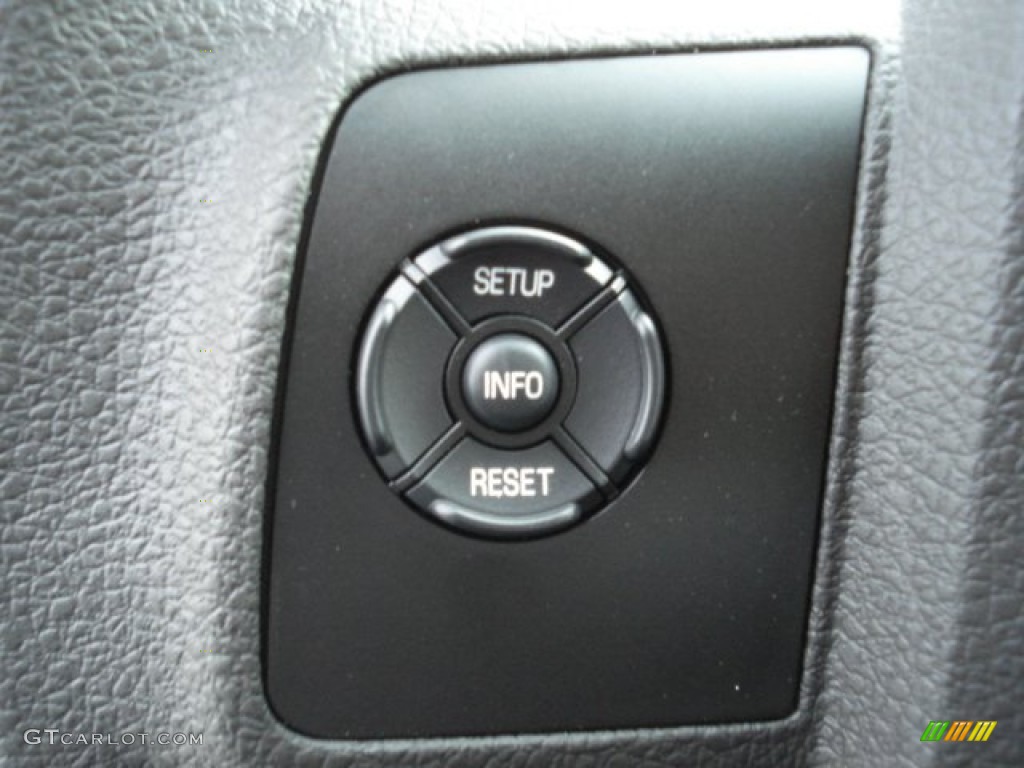 2013 Ford F350 Super Duty XL Regular Cab Dually Chassis Controls Photo #73788046