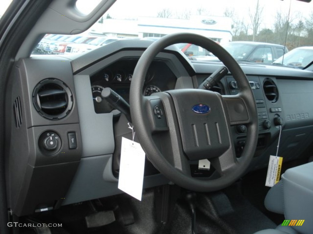2013 Ford F250 Super Duty XL SuperCab 4x4 Steel Steering Wheel Photo #73788257