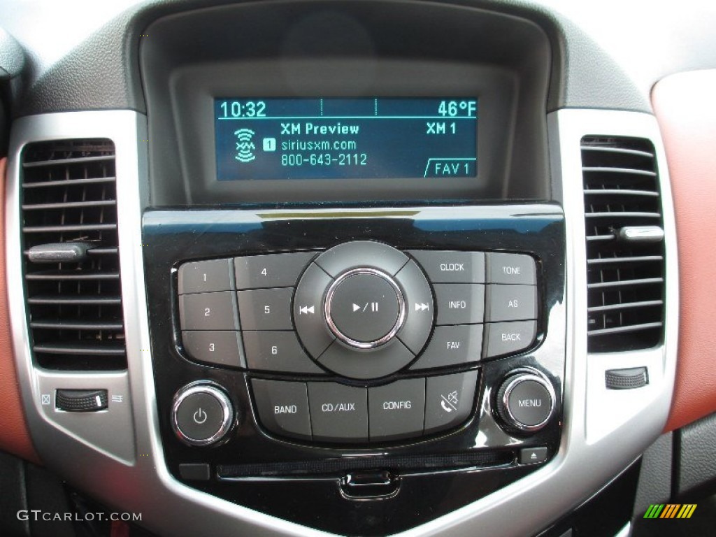 2011 Chevrolet Cruze LT Controls Photo #73790614