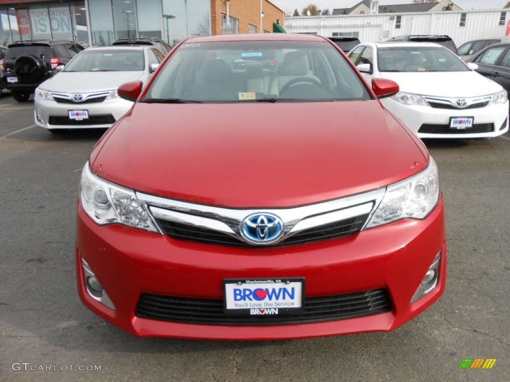 2012 Camry Hybrid XLE - Barcelona Red Metallic / Light Gray photo #2