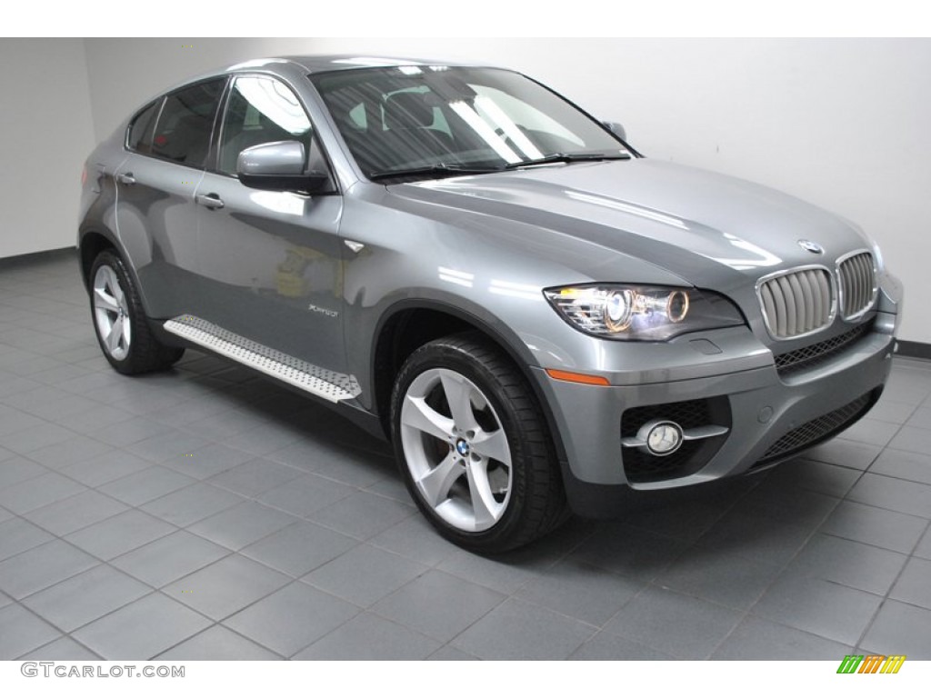 Space Grey Metallic BMW X6