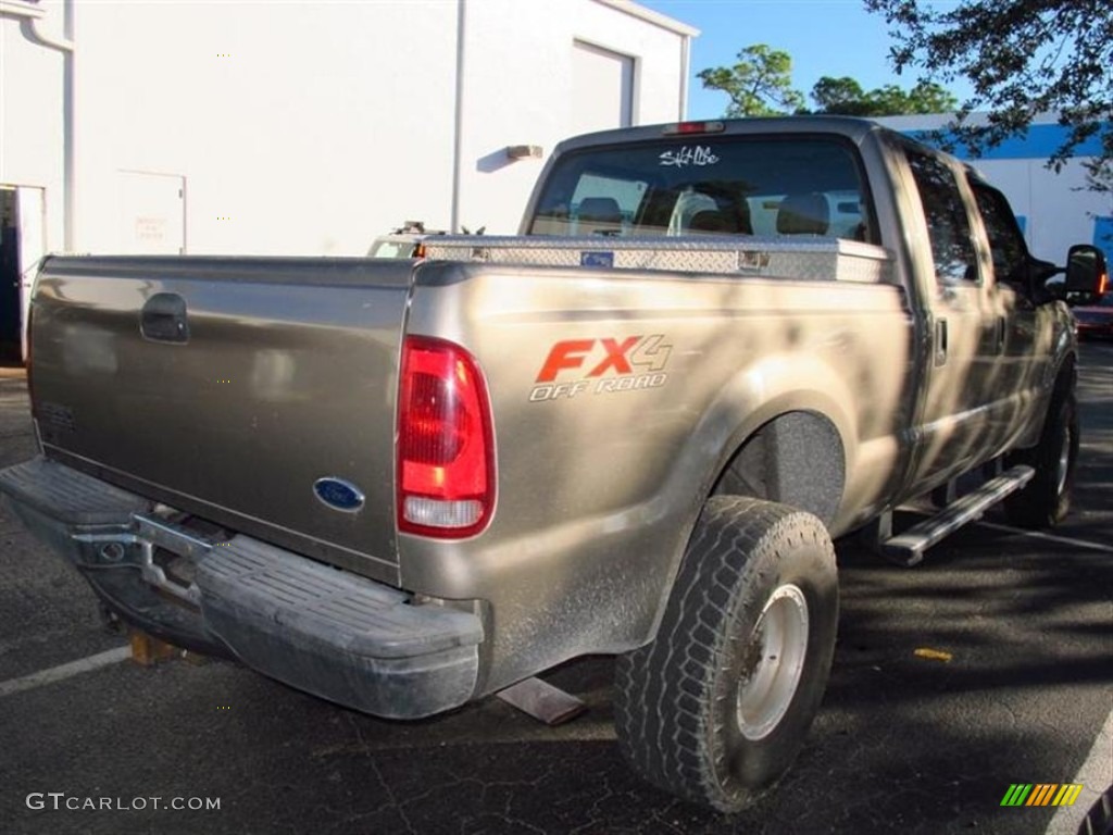 2004 F250 Super Duty FX4 Crew Cab 4x4 - Arizona Beige Metallic / Medium Parchment photo #3