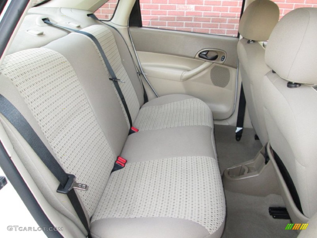 Dark Pebble/Light Pebble Interior 2006 Ford Focus ZX4 SE Sedan Photo #73797971
