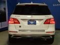 Arctic White - ML 350 4Matic Photo No. 7