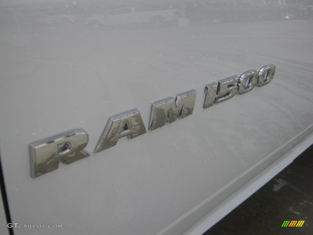 2012 Ram 1500 Express Crew Cab - Bright White / Dark Slate Gray/Medium Graystone photo #25