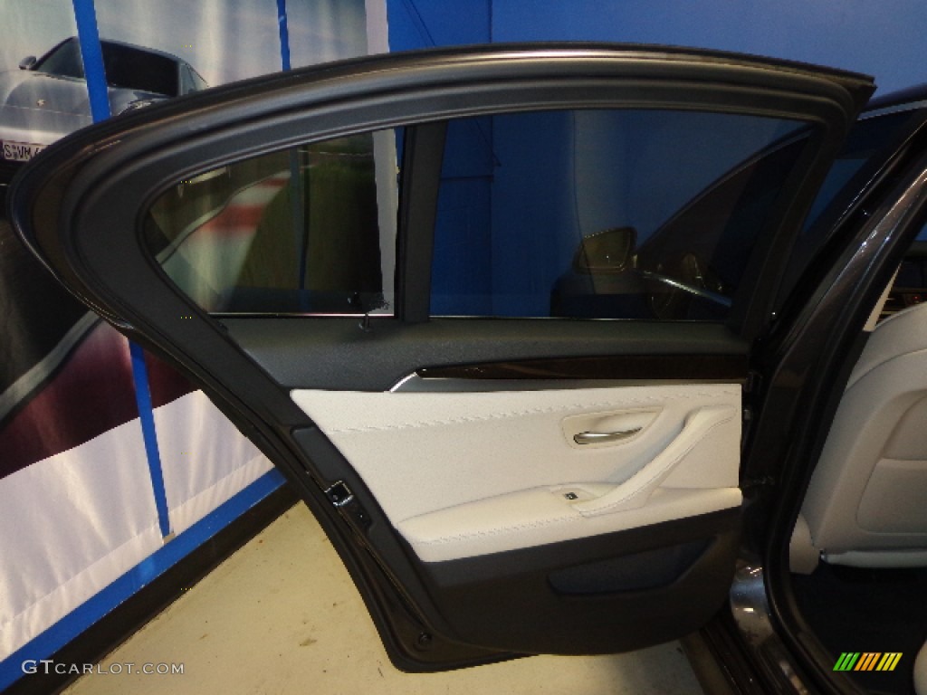 2011 5 Series 535i xDrive Sedan - Dark Graphite Metallic / Oyster/Black photo #20