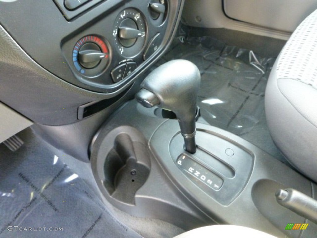 2007 Ford Focus ZX4 SE Sedan 4 Speed Automatic Transmission Photo #73804169