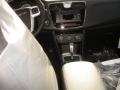 Black - 200 Touring Sedan Photo No. 4