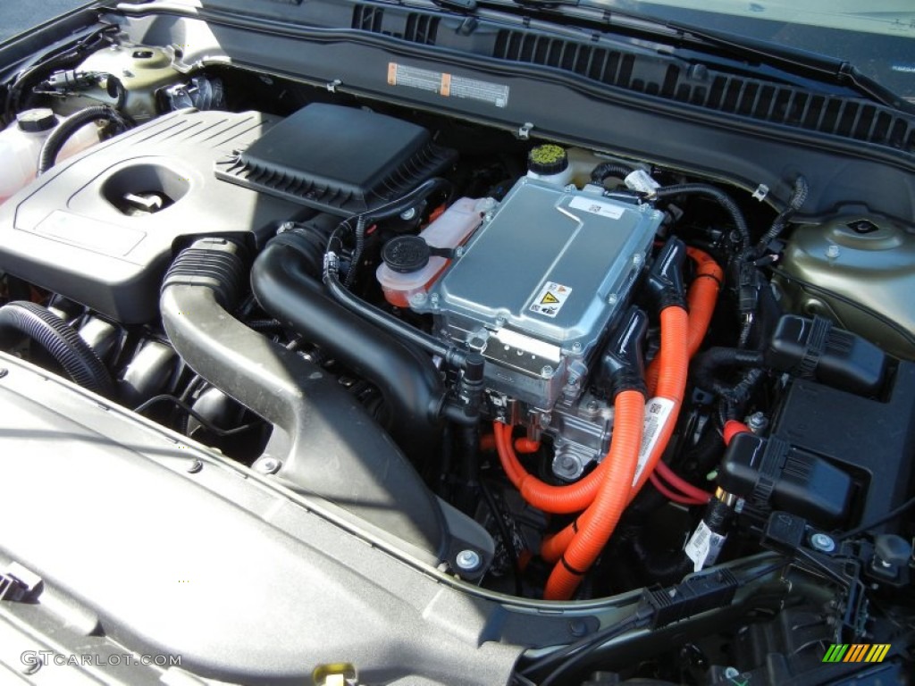 2013 Ford Fusion Hybrid SE 2.0 Liter Atkinson-Cycle DOHC 16-Valve 4 Cylinder Gasoline/Electric Hybrid Engine Photo #73809824