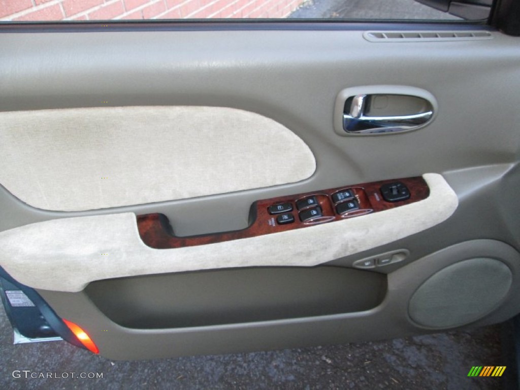 2005 Hyundai Sonata LX V6 Beige Door Panel Photo #73810256