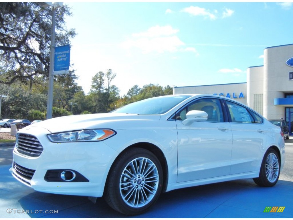 2013 Fusion SE 1.6 EcoBoost - Oxford White / Dune photo #1