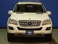 Arctic White - ML 350 4Matic Photo No. 2