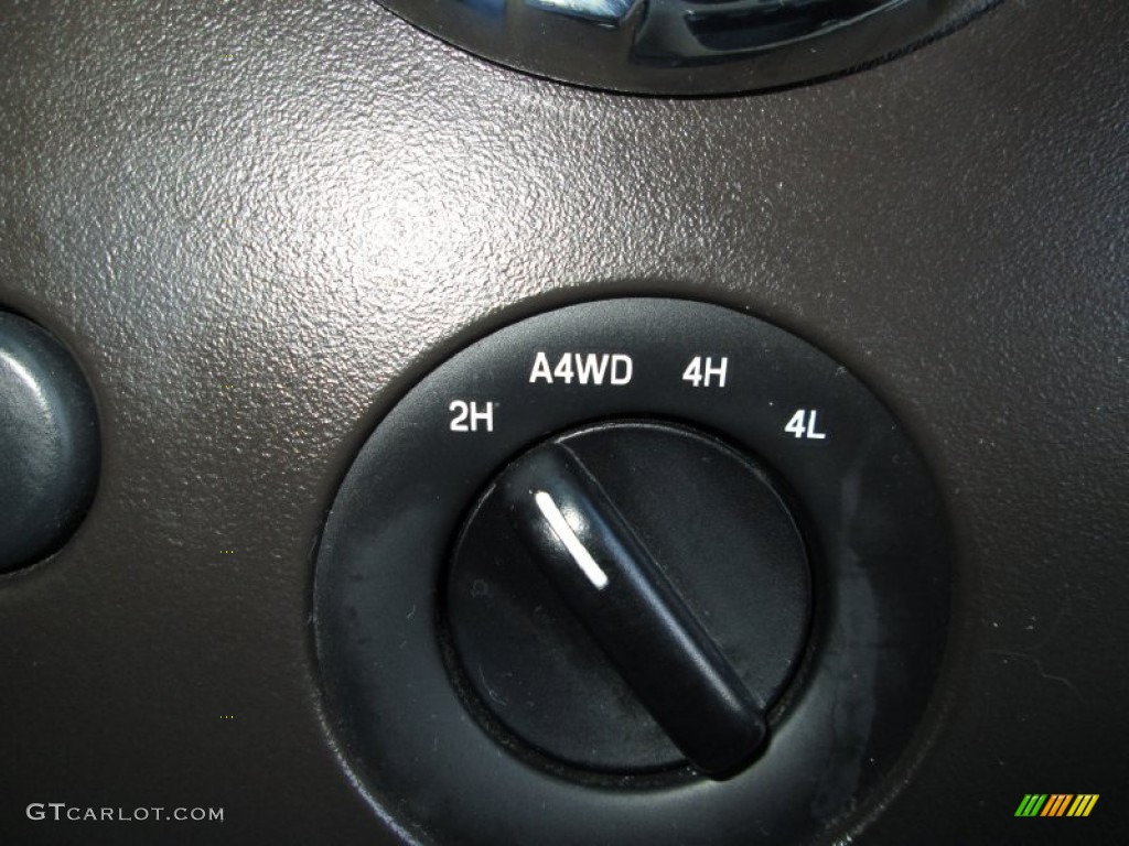 2006 Ford Expedition Limited 4x4 Controls Photos