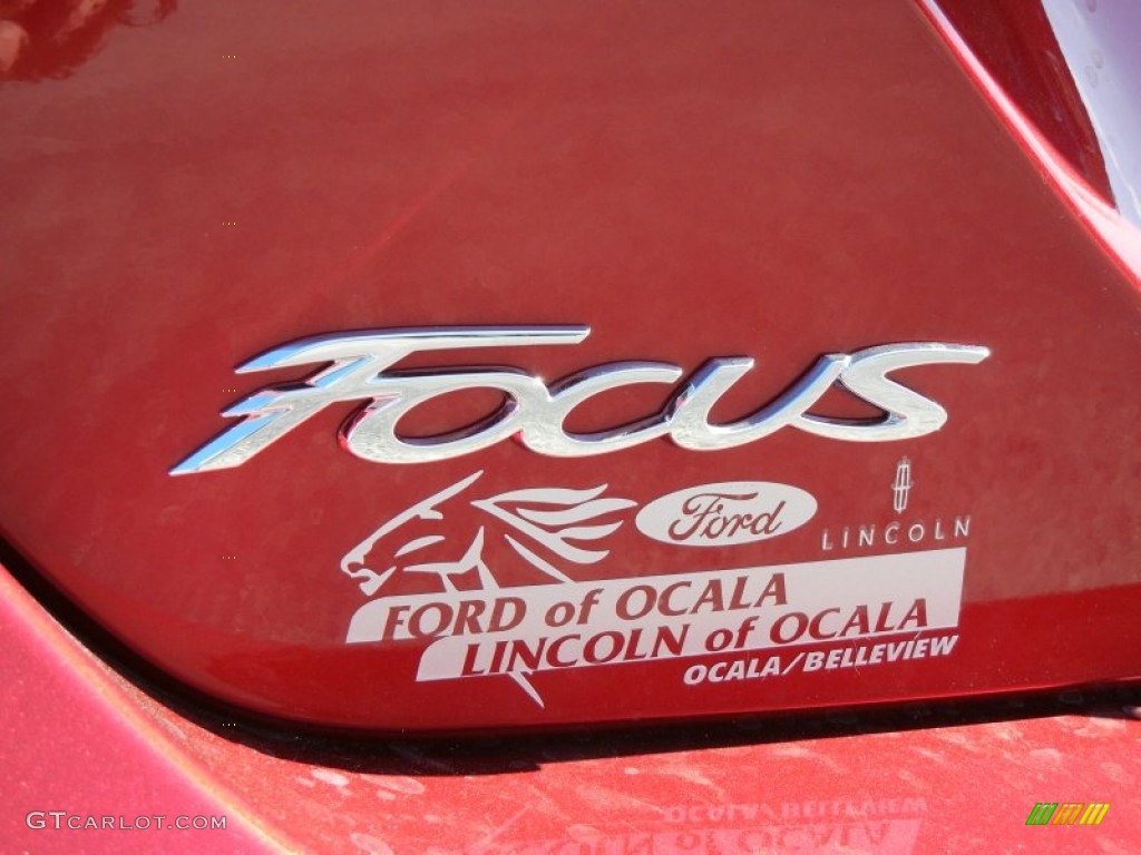 2013 Focus SE Hatchback - Ruby Red / Medium Light Stone photo #4