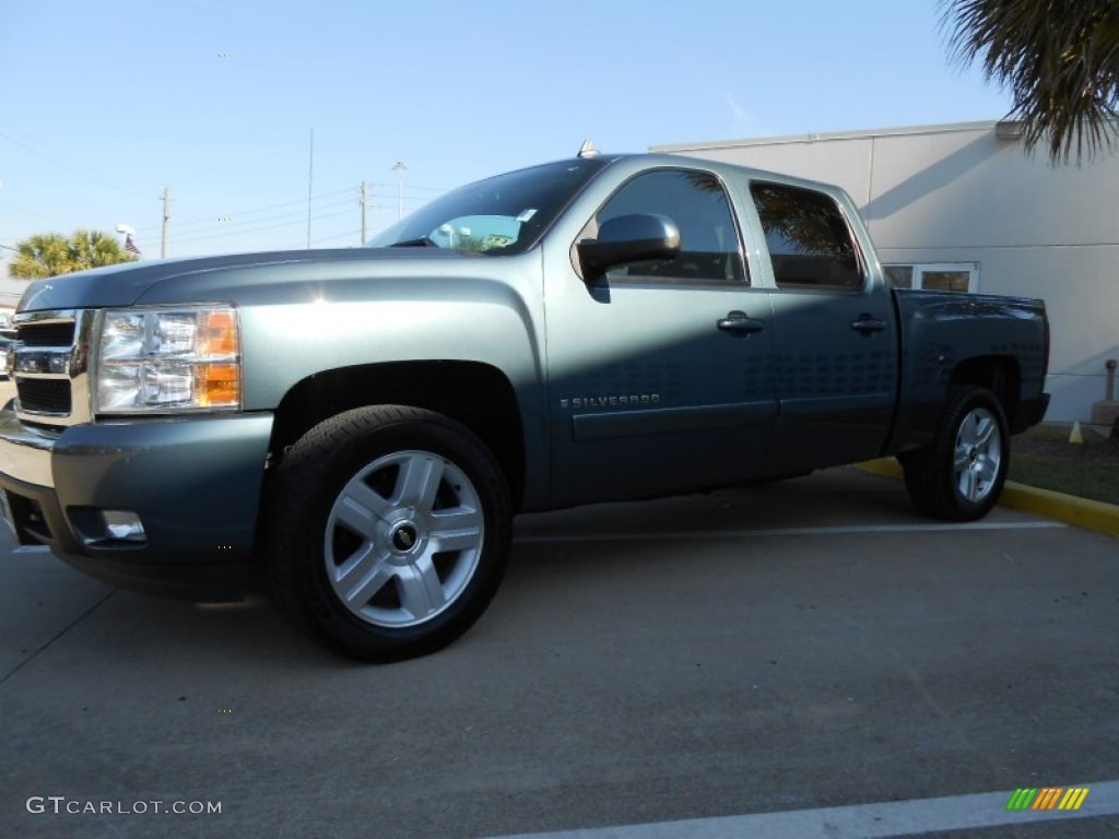 2008 Silverado 1500 LT Crew Cab - Blue Granite Metallic / Ebony photo #3