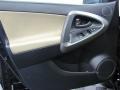 Black - RAV4 4WD Photo No. 15