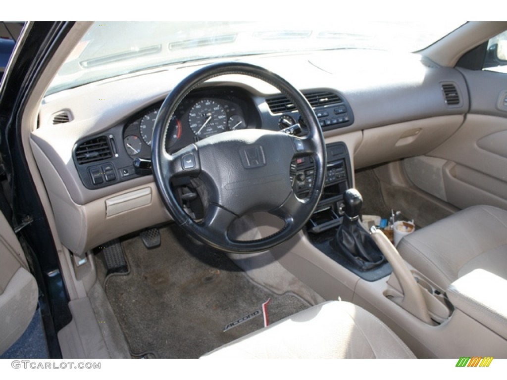 Ivory Interior 1997 Honda Accord EX Coupe Photo #73819670