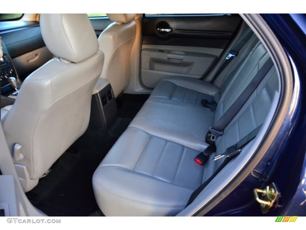 2006 Dodge Magnum R/T Rear Seat Photo #73822880