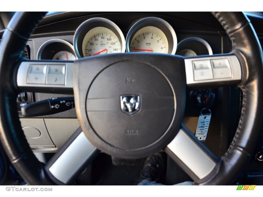 2006 Dodge Magnum R/T Dark Slate Gray/Light Slate Gray Steering Wheel Photo #73822940