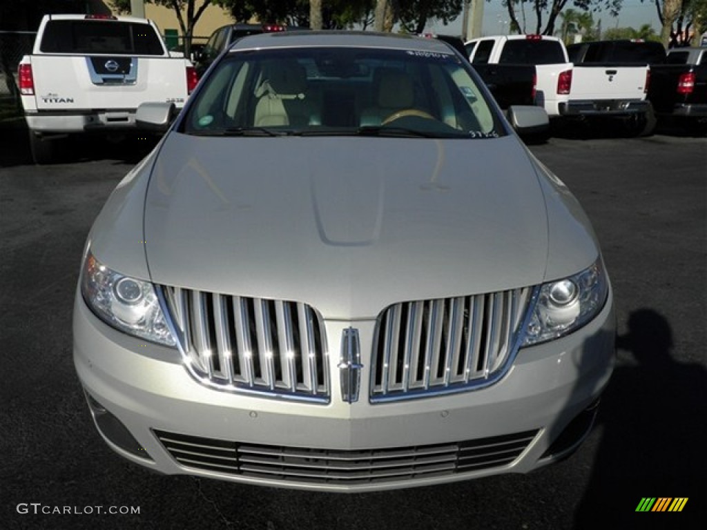 2009 MKS Sedan - Smokestone Metallic / Light Camel photo #4