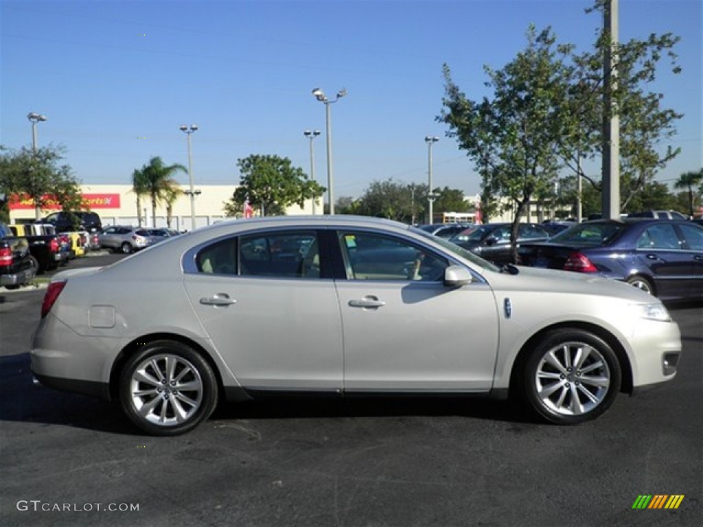 2009 MKS Sedan - Smokestone Metallic / Light Camel photo #19