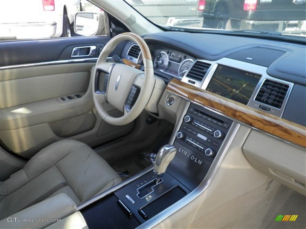 2009 MKS Sedan - Smokestone Metallic / Light Camel photo #20