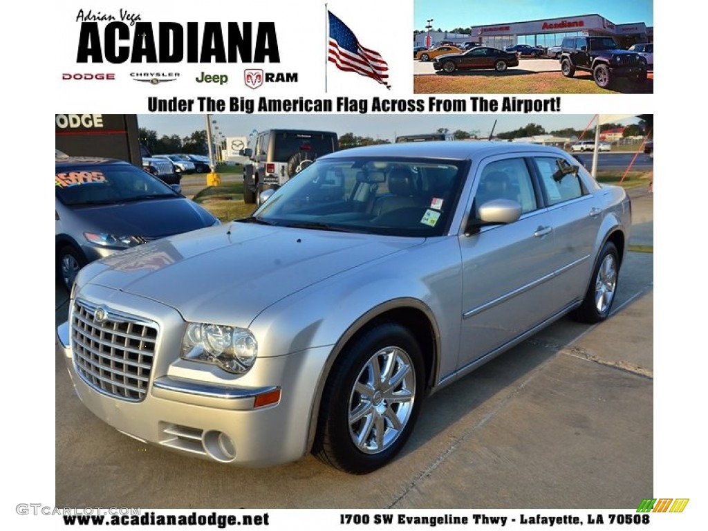 Bright Silver Metallic Chrysler 300