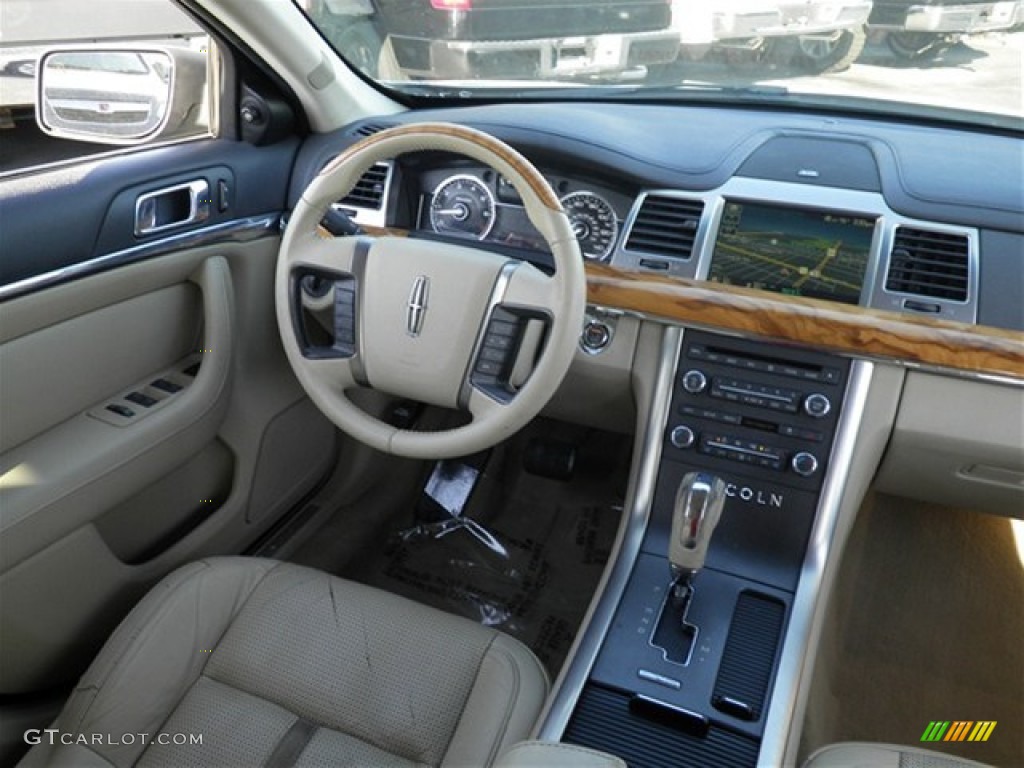 2009 MKS Sedan - Smokestone Metallic / Light Camel photo #32