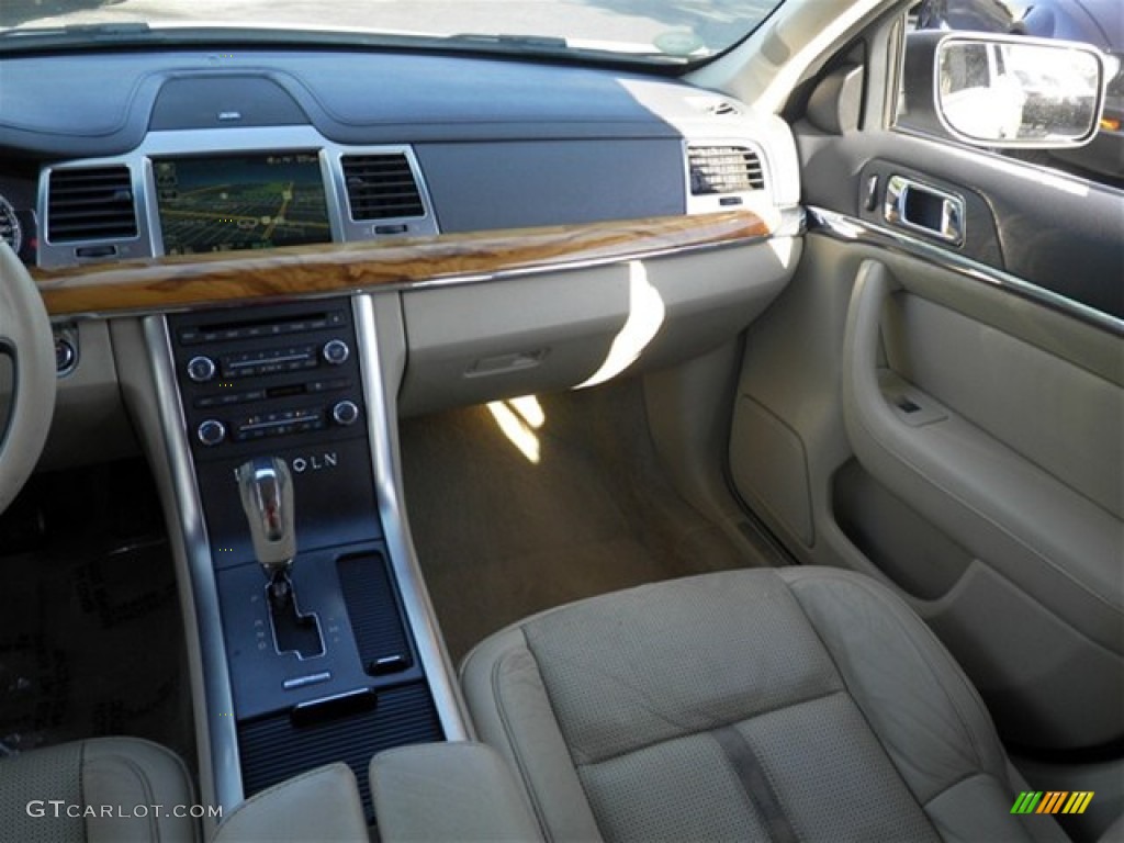 2009 MKS Sedan - Smokestone Metallic / Light Camel photo #33