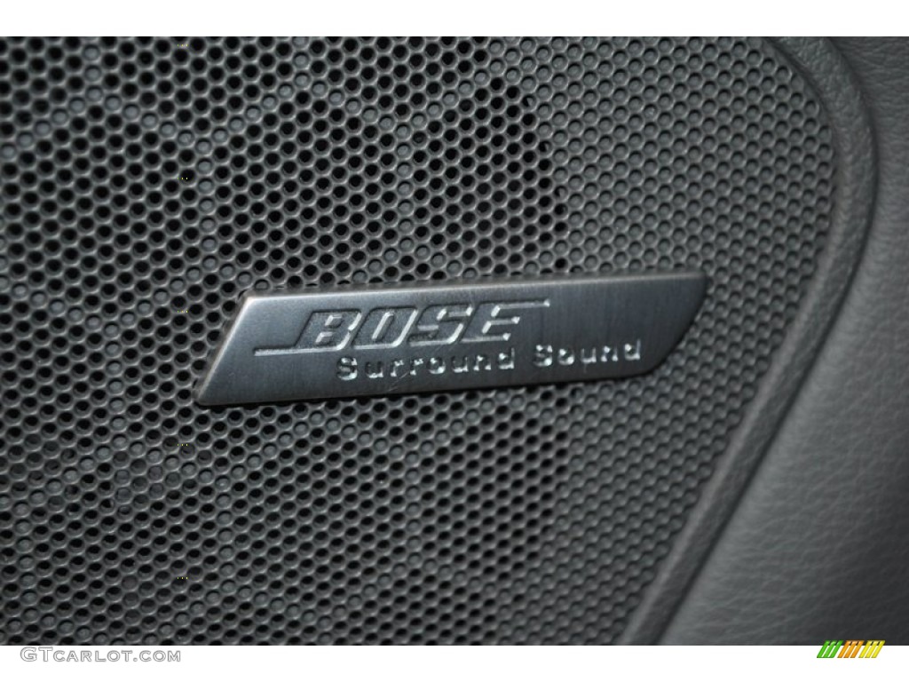 2010 Audi Q7 3.0 TDI quattro Audio System Photo #73824398