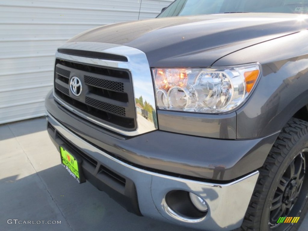 2013 Tundra TSS CrewMax 4x4 - Magnetic Gray Metallic / Black photo #9