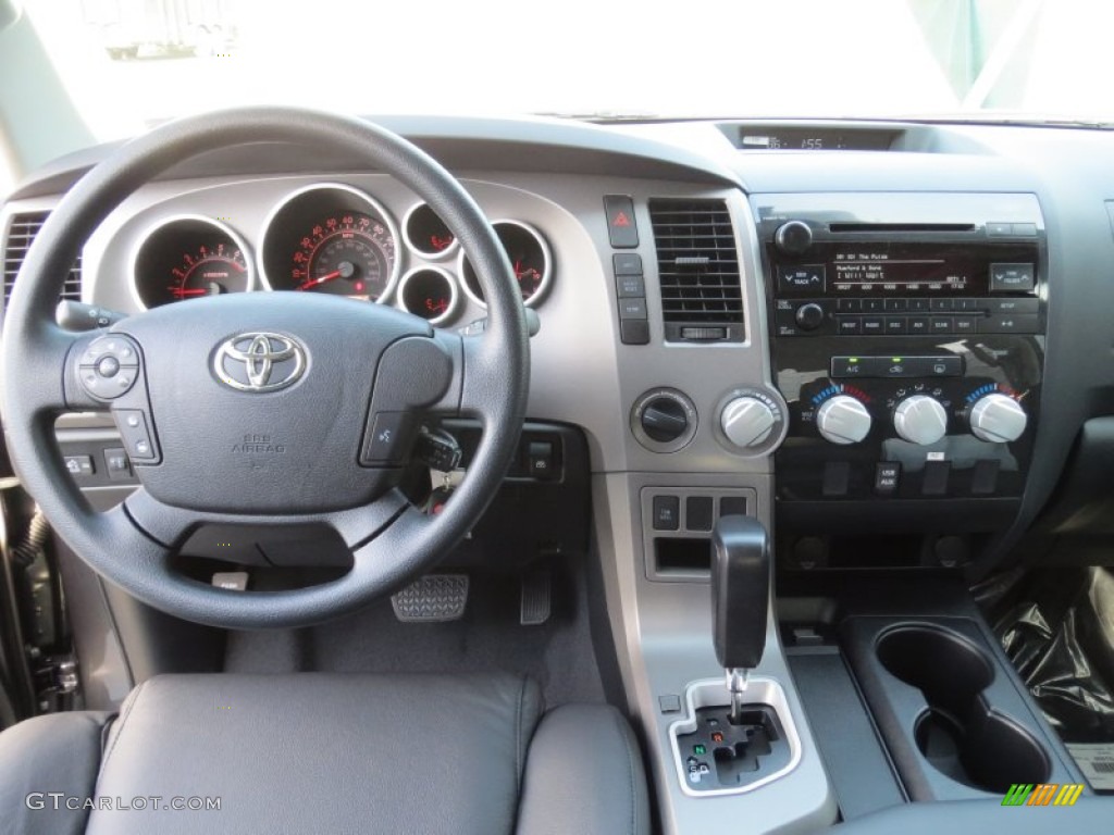 2013 Toyota Tundra TSS CrewMax 4x4 Dashboard Photos
