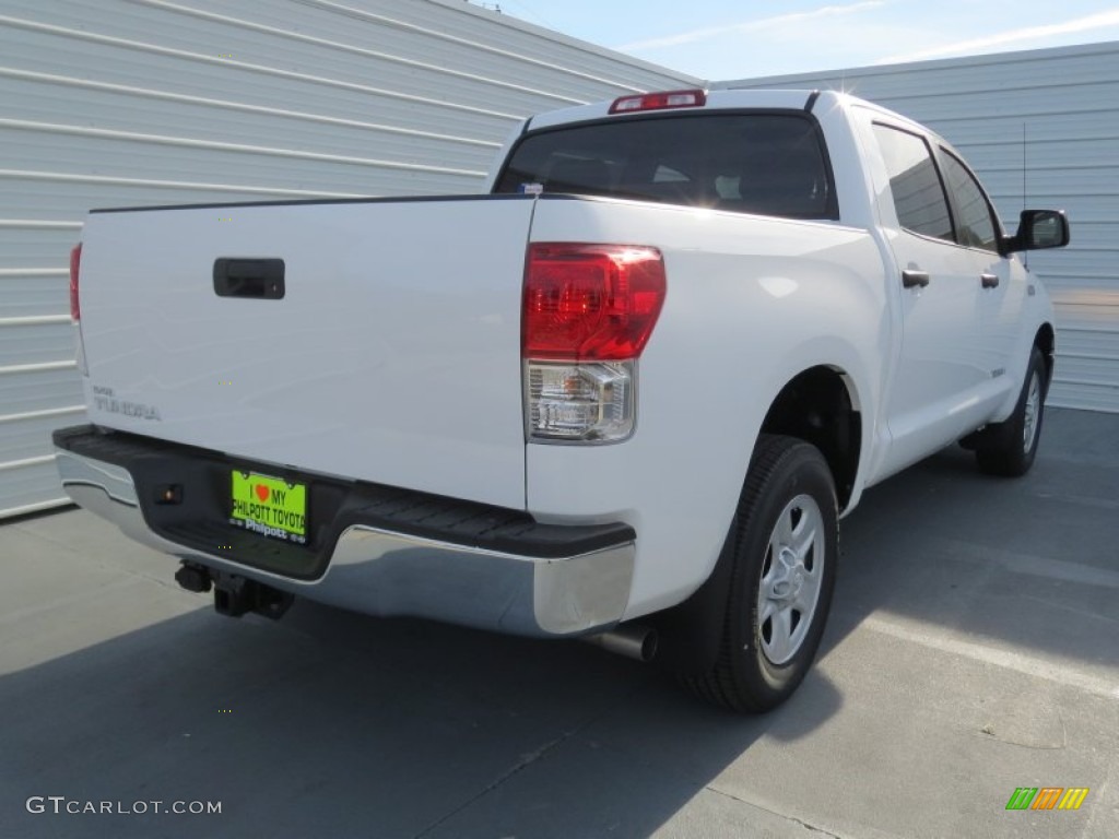 2013 Tundra CrewMax - Super White / Graphite photo #3