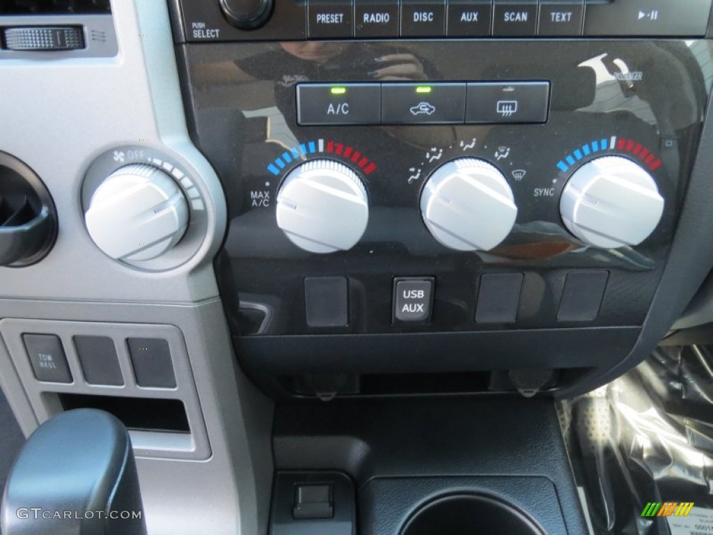 2013 Tundra TSS CrewMax - Magnetic Gray Metallic / Graphite photo #25