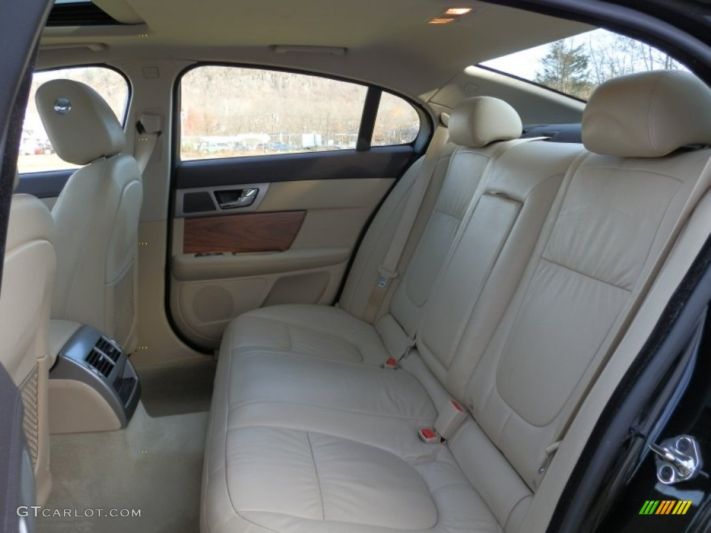 2010 Jaguar XF Sport Sedan Rear Seat Photo #73827300