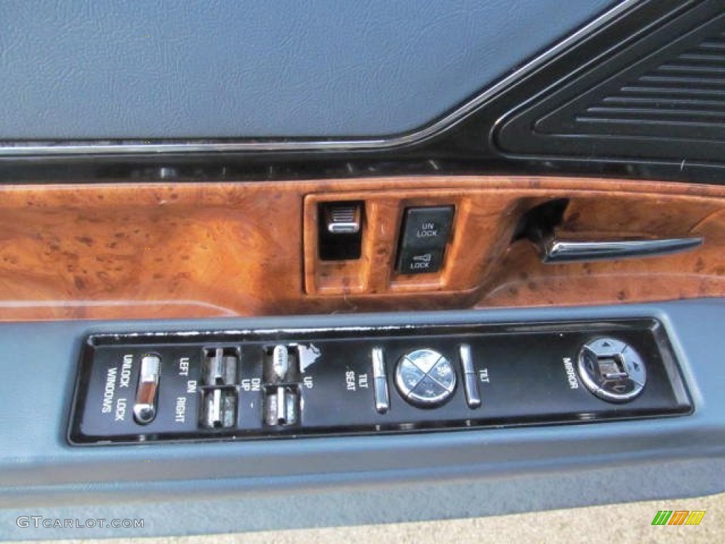 1995 LeSabre Custom - Light Adriatic Blue Metallic / Blue photo #13