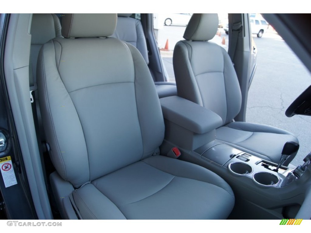 2013 Toyota Highlander Standard Highlander Model Front Seat Photos